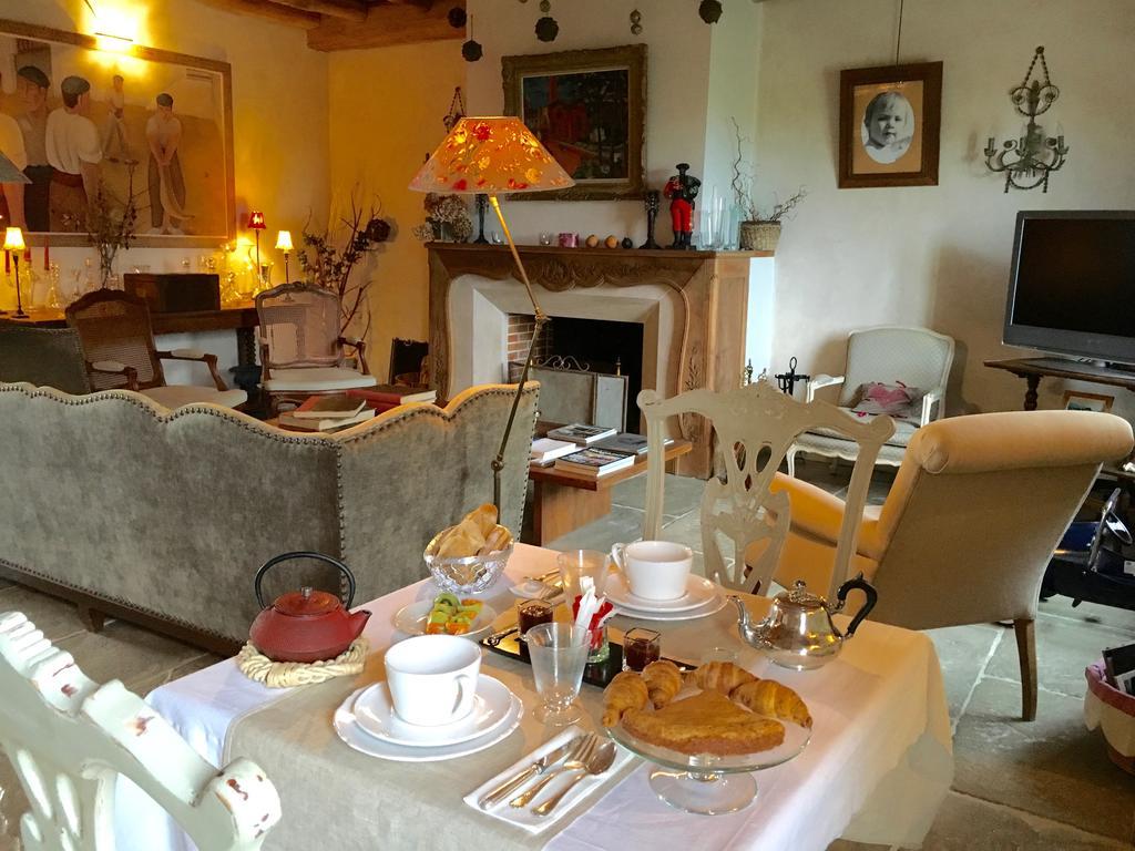Les Volets Bleus Bed & Breakfast Arcangues Ngoại thất bức ảnh